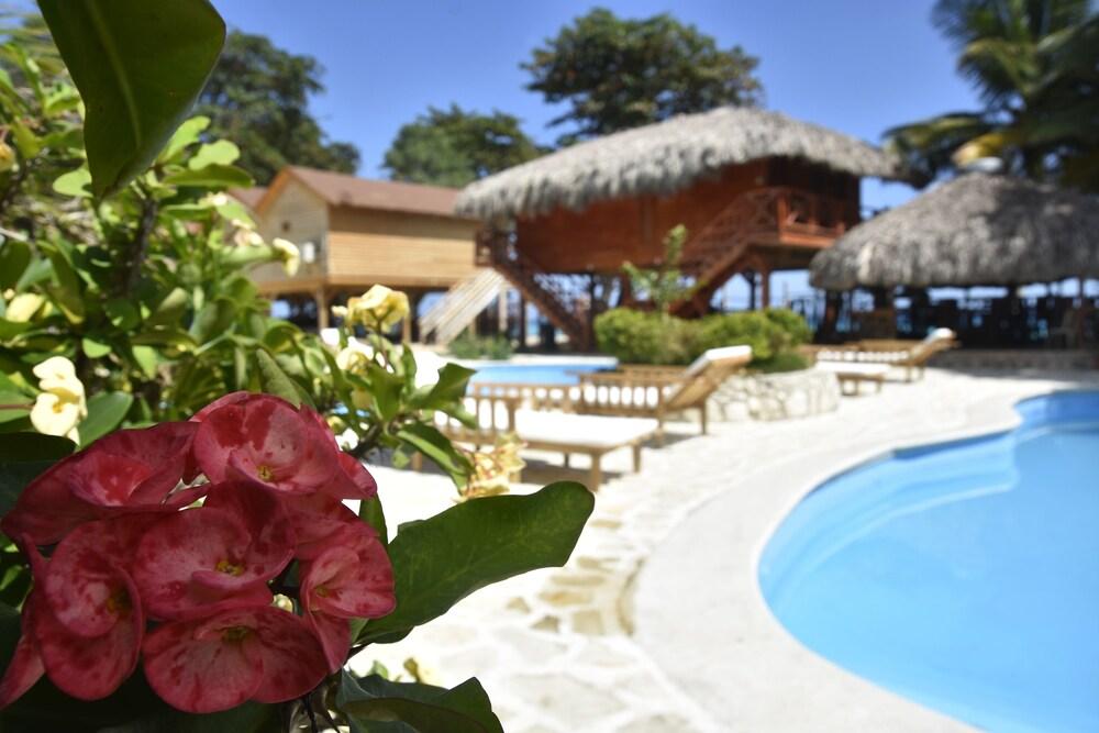 Hotel Sea Breeze Параисо Экстерьер фото